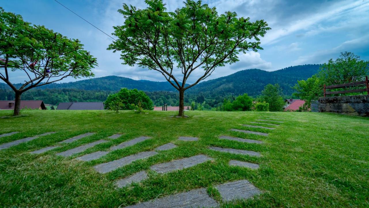 Vila Zelena Oaza 로크베 외부 사진